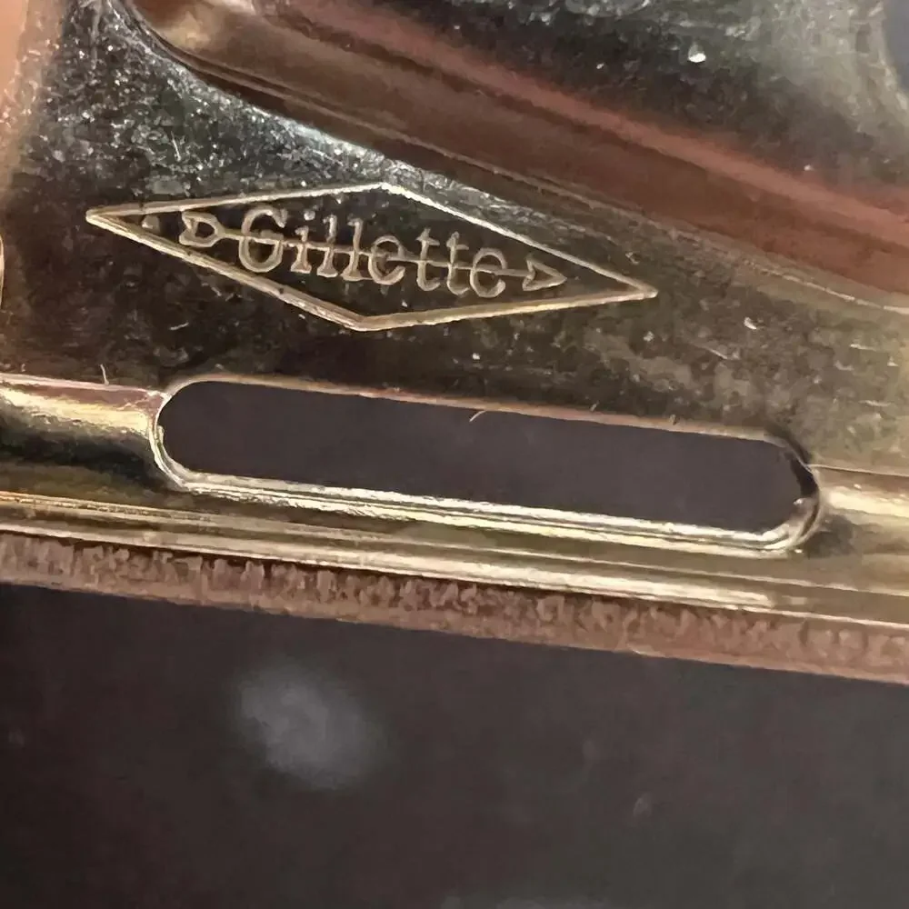 Vintage Double Edge Safety Razor with Silver Star Blades
